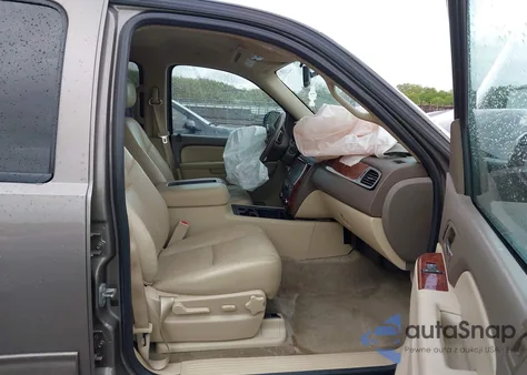 2013 Chevrolet Tahoe Lt z USA, uszkodzony, nr VIN 1GNSCBE0XDR357490